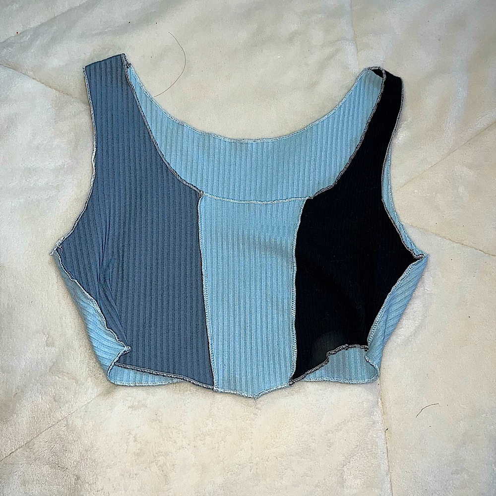 SHEIN Blue Black and Dark Teal Crop Too